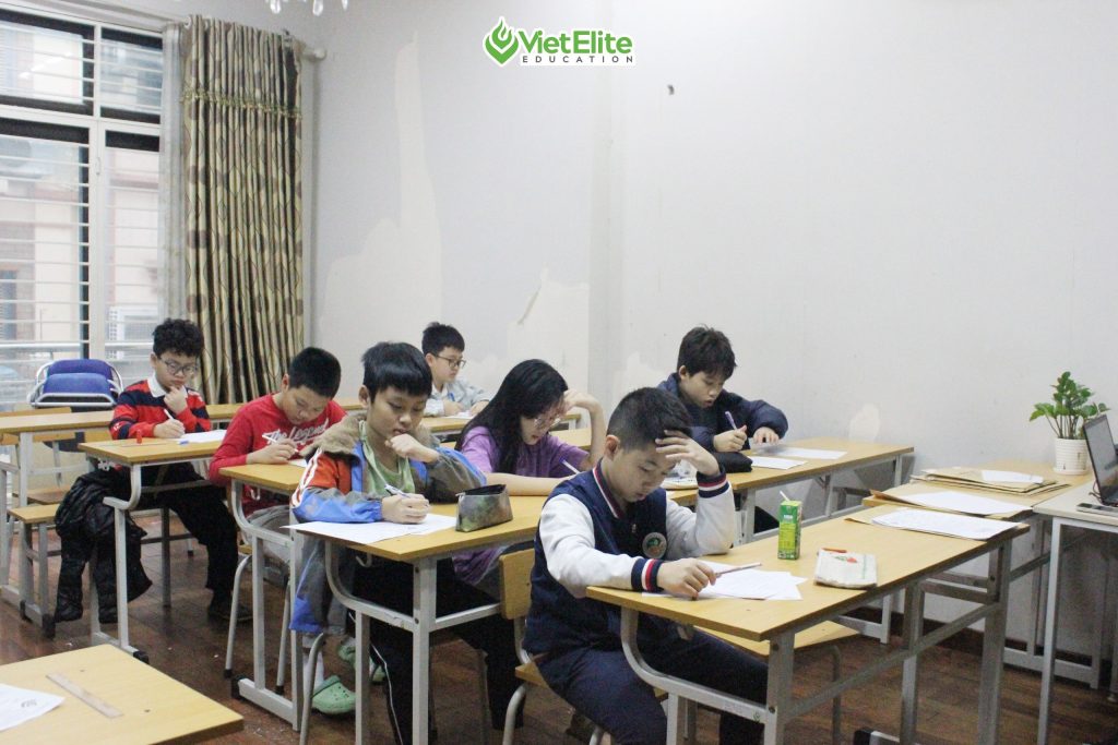 LỚP HỌC CẤP TỐC LUYỆN THI VÀO LỚP 6 CHẤT LƯỢNG CAO TẠI VIETELITE