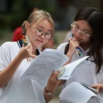 Hà Nội bỏ khu vực tuyển sinh lớp 10: Cạm bẫy khi chọn nguyện vọng