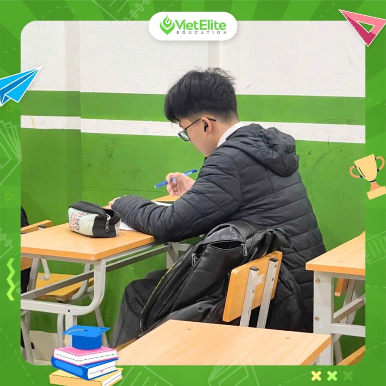 Học sinh VietElite làm gì trước giờ vào lớp?