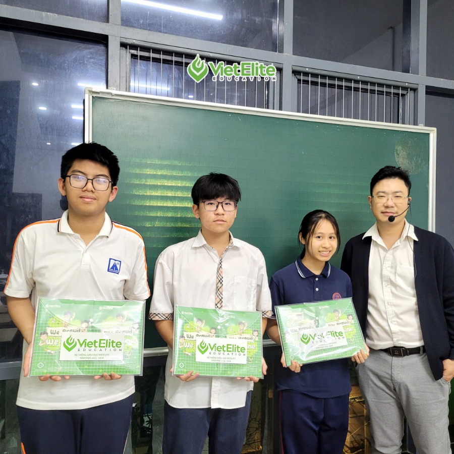 Chinh phục Toán chuyên cùng thầy Nguyễn Đắc Thắng