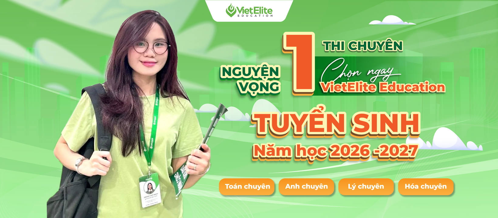 anh-bia-tuyen-sinh