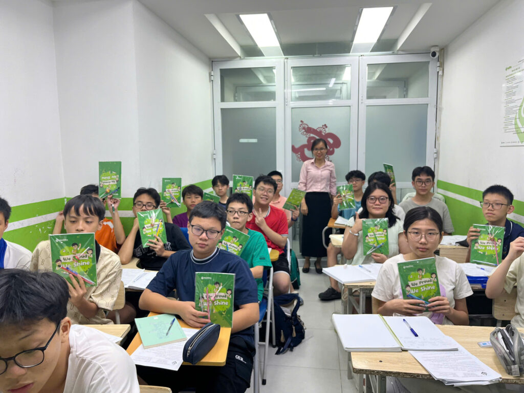 VietElite khai giảng năm học mới