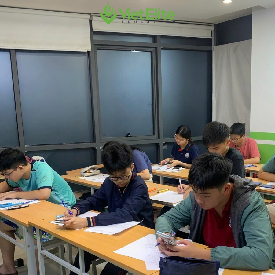 Điểm số chưa nói lên tất cả: 5 điều phụ huynh nên quan sát ở con