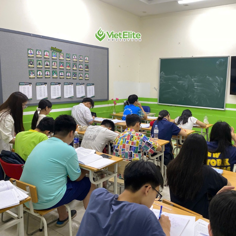 Ôn thi vào 10 hiệu quả cùng VietElite